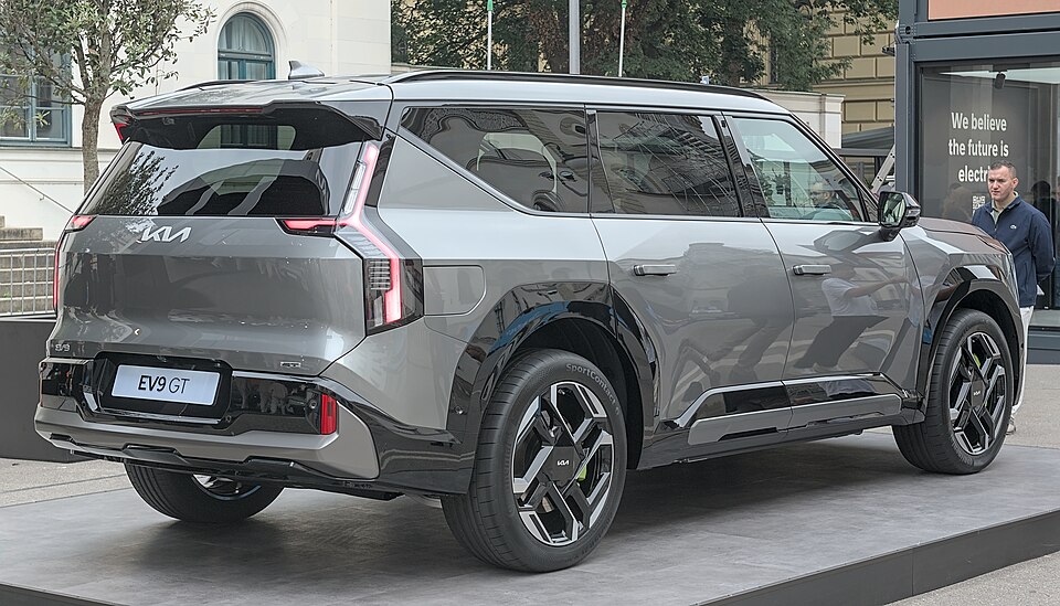 KIA EV9